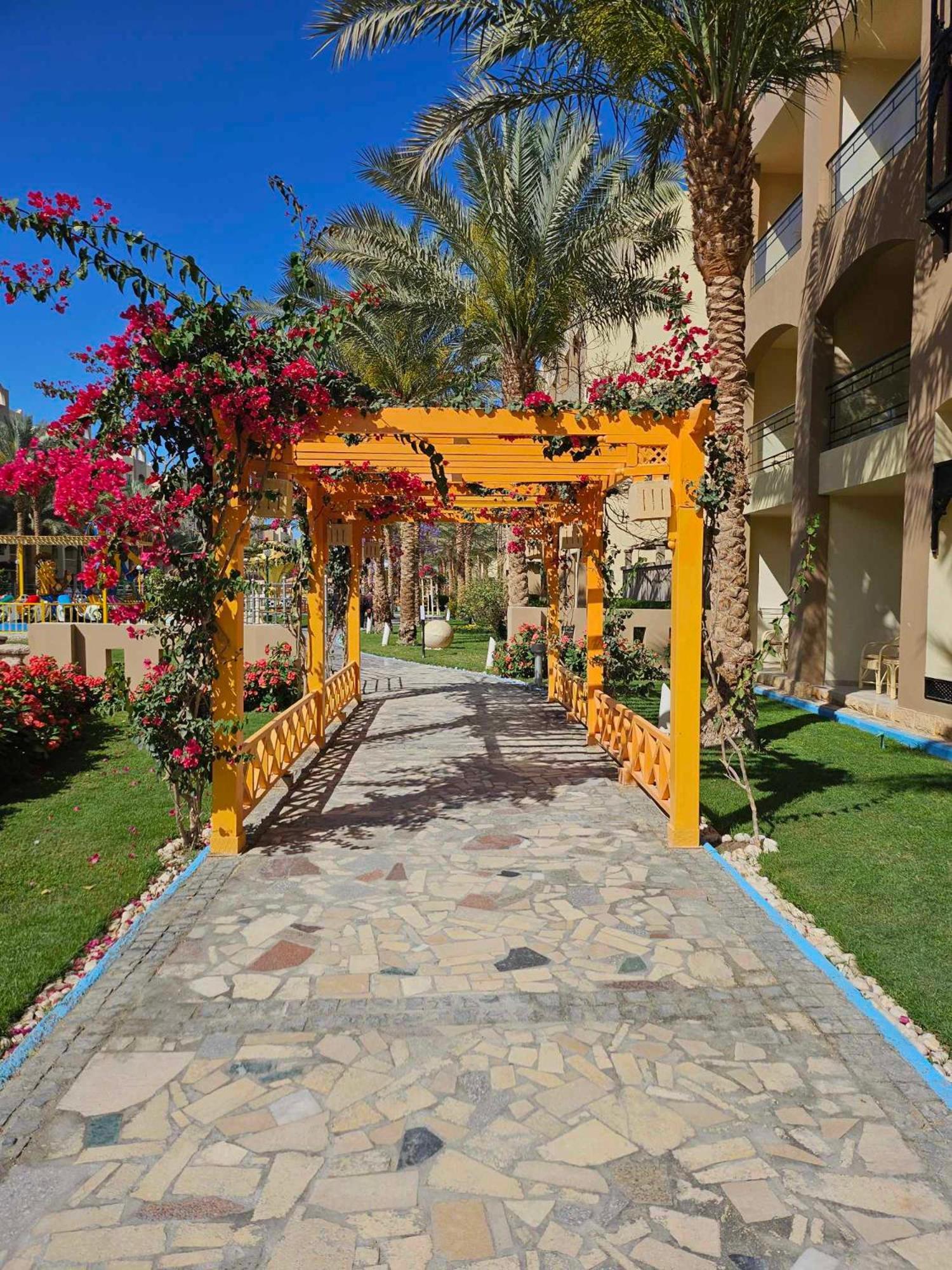 Comfortable Studio In Hotel Karma With Private Beach And Pools Family Only Or Female Hurghada Eksteriør bilde